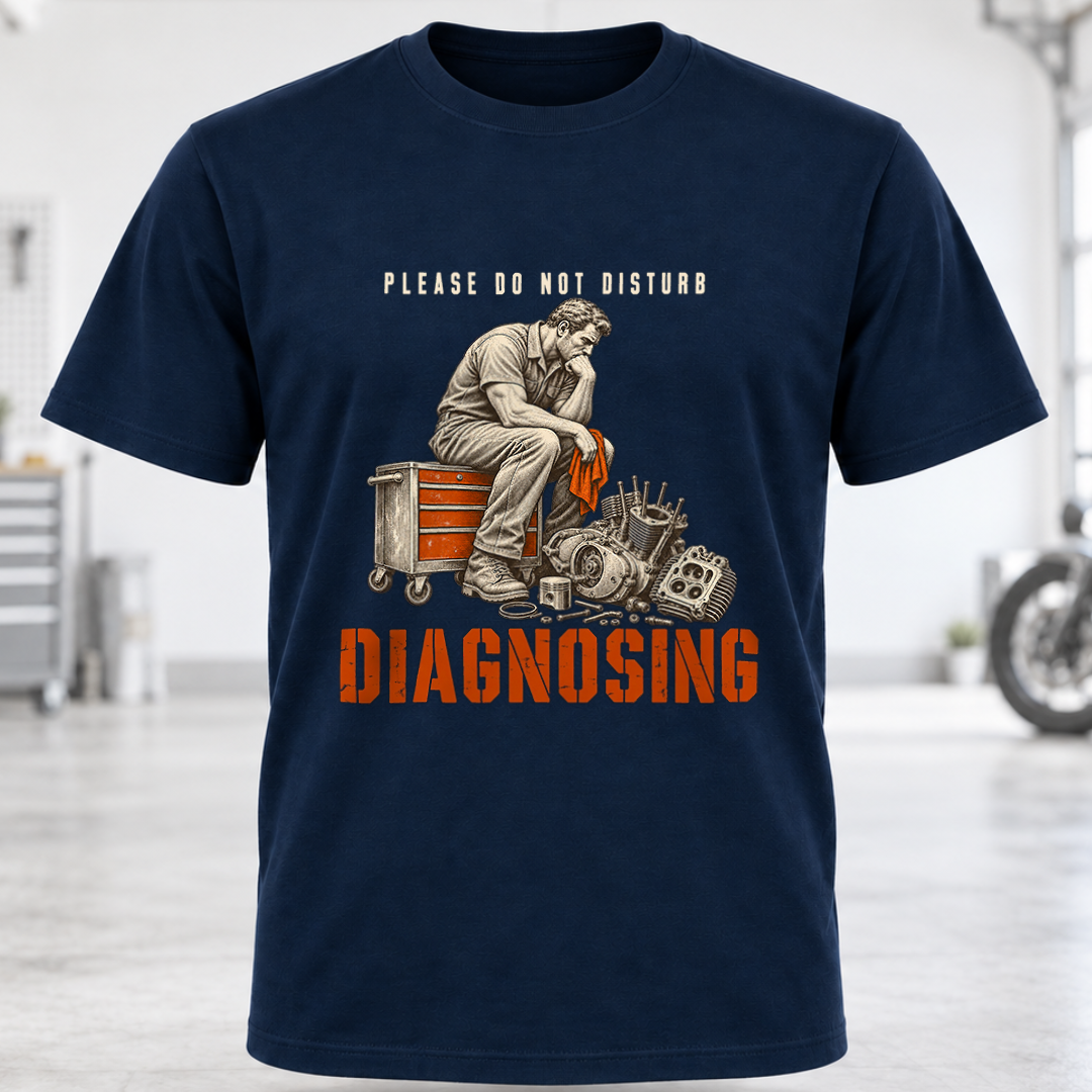 Diagnosing Mechanic T-Shirt "Please Do Not Disturb"