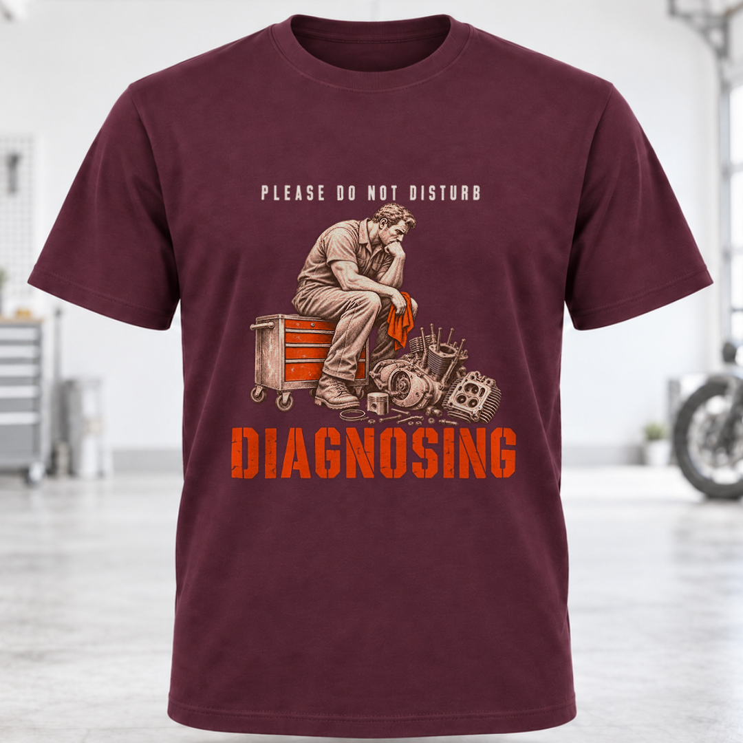 Diagnosing Mechanic T-Shirt "Please Do Not Disturb"